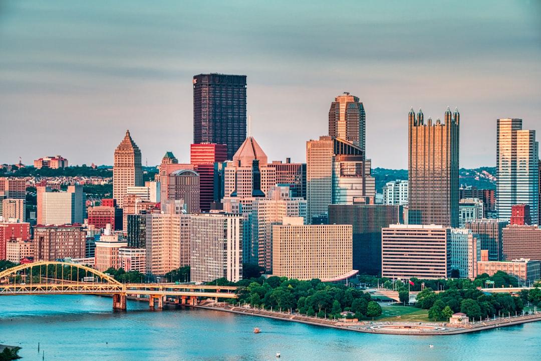 Outdoor Lap Swimming Pittsburgh: Best Pools & Lanes